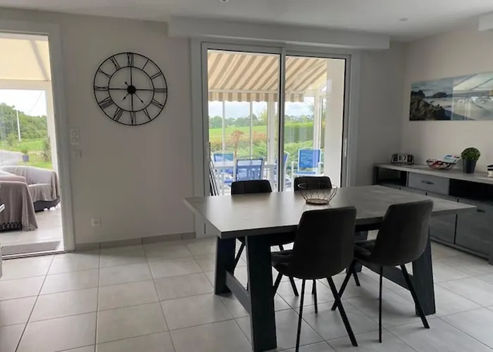 Domaine D'annegre * 브렘 쉬르 메르